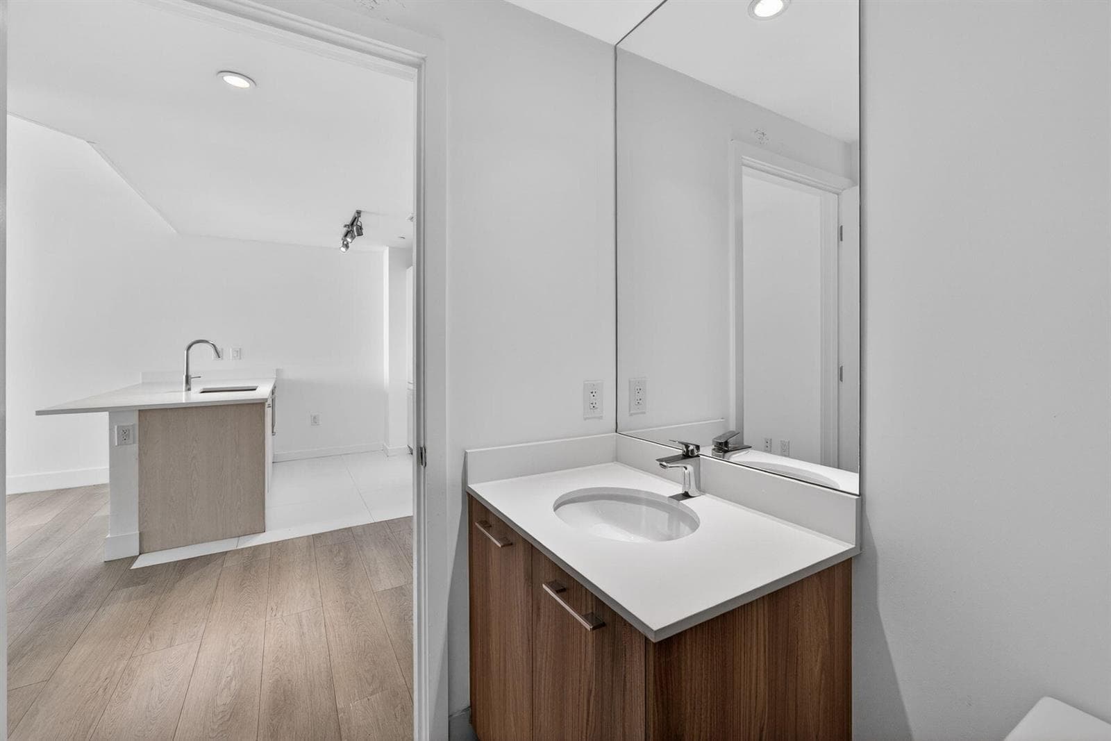 501 NE 31 Street # 3305, Miami FL 33137 — 32