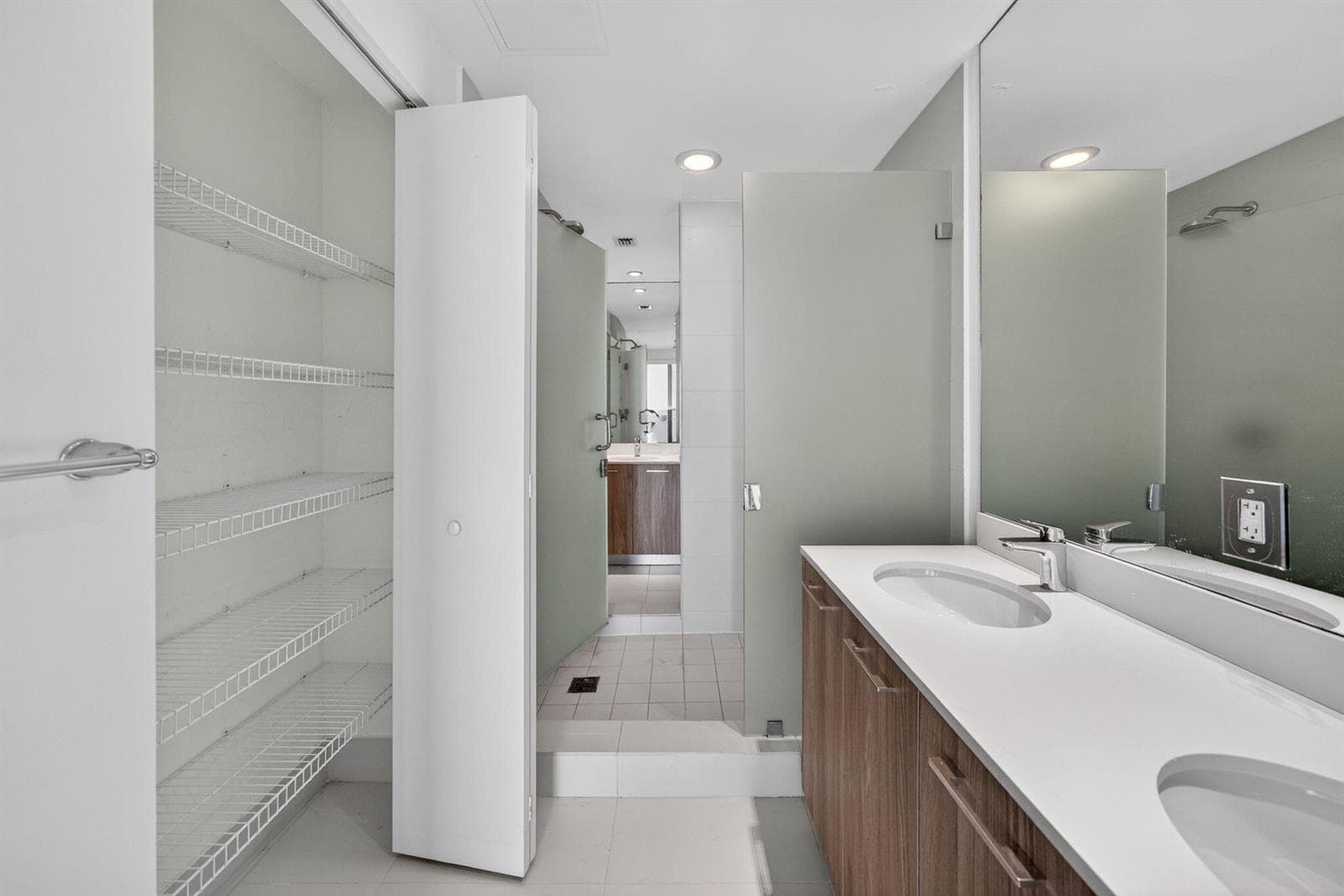 501 NE 31 Street # 3305, Miami FL 33137 — 30