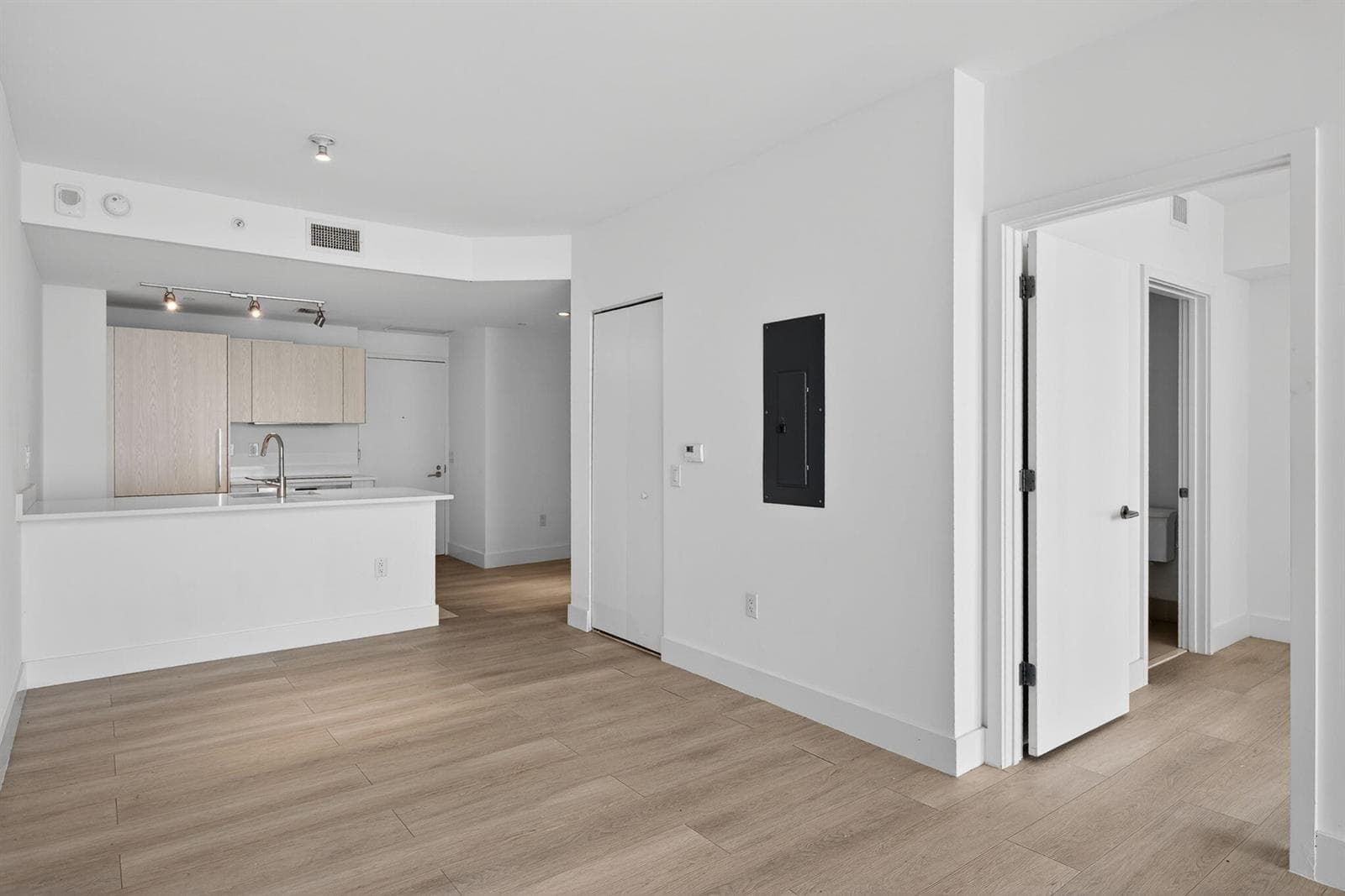 501 NE 31 Street # 3305, Miami FL 33137 — 11