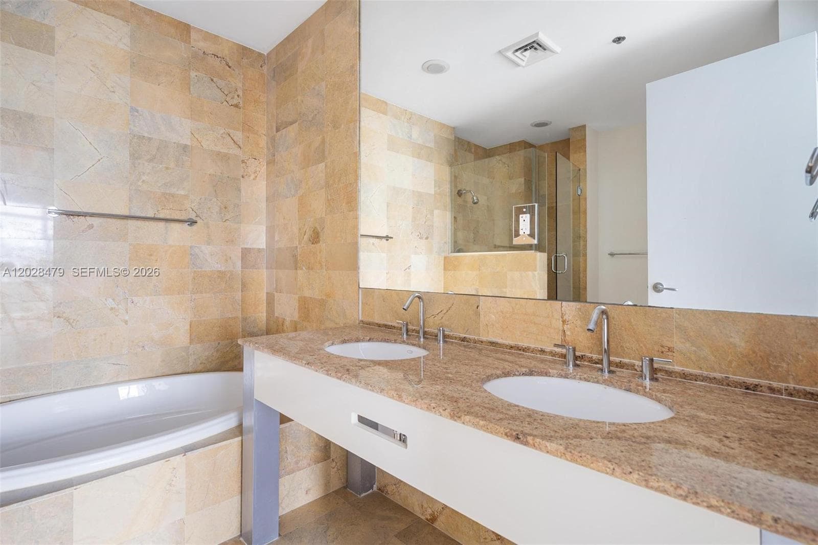 1395 Brickell Ave # 3410, Miami FL 33131 — 7