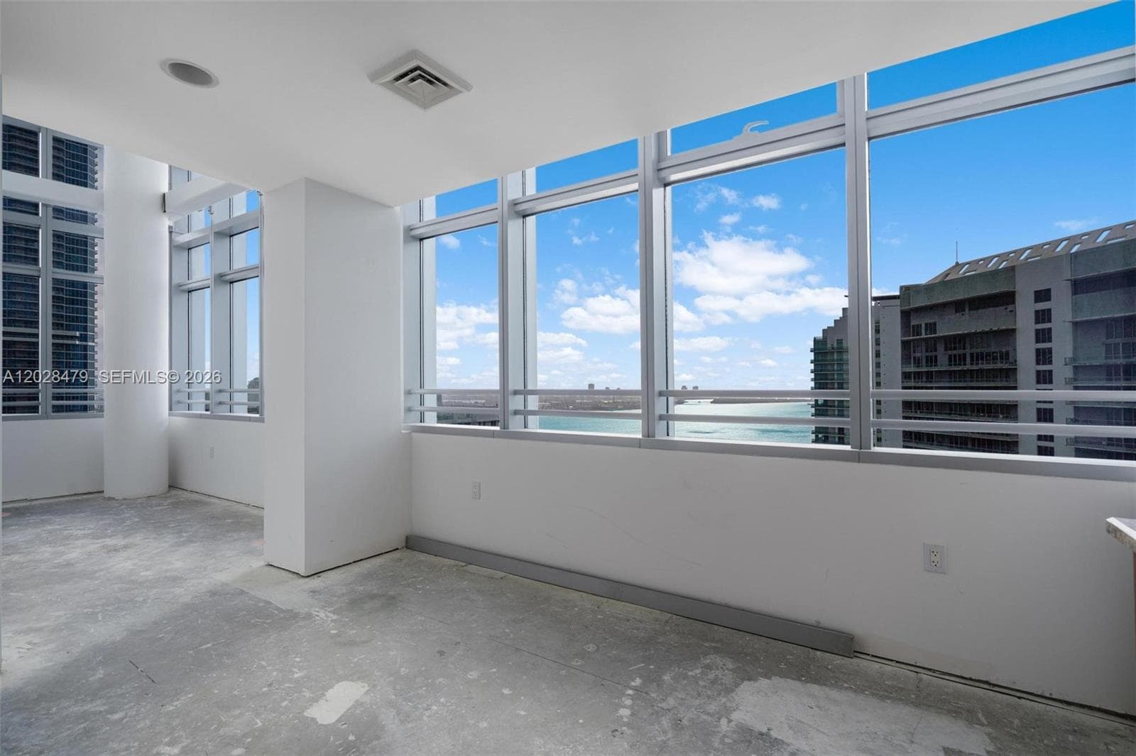 1395 Brickell Ave # 3410, Miami FL 33131 — 33