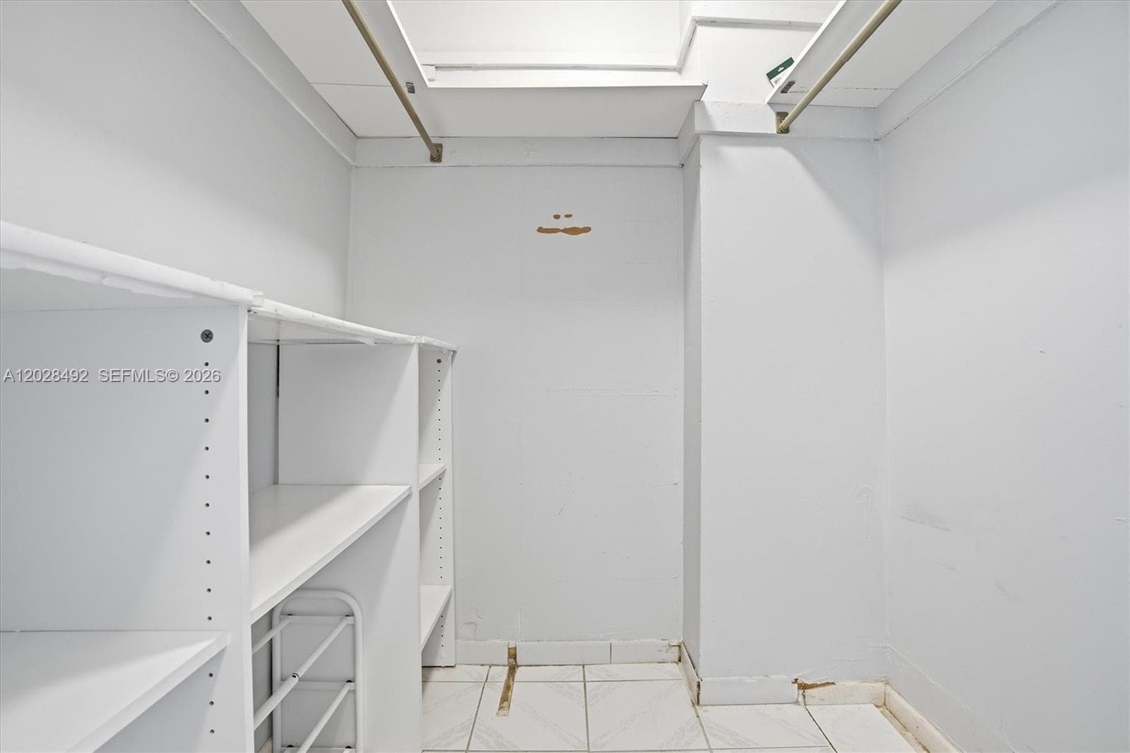 8233 Harding Ave # 504, Miami Beach FL 33141 — 17