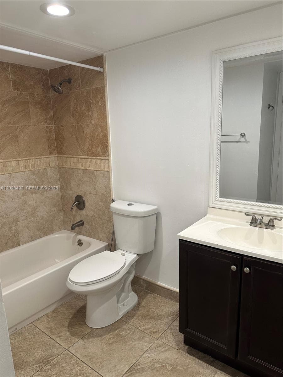 8180 Geneva Ct # 119, Doral FL 33166 — 6