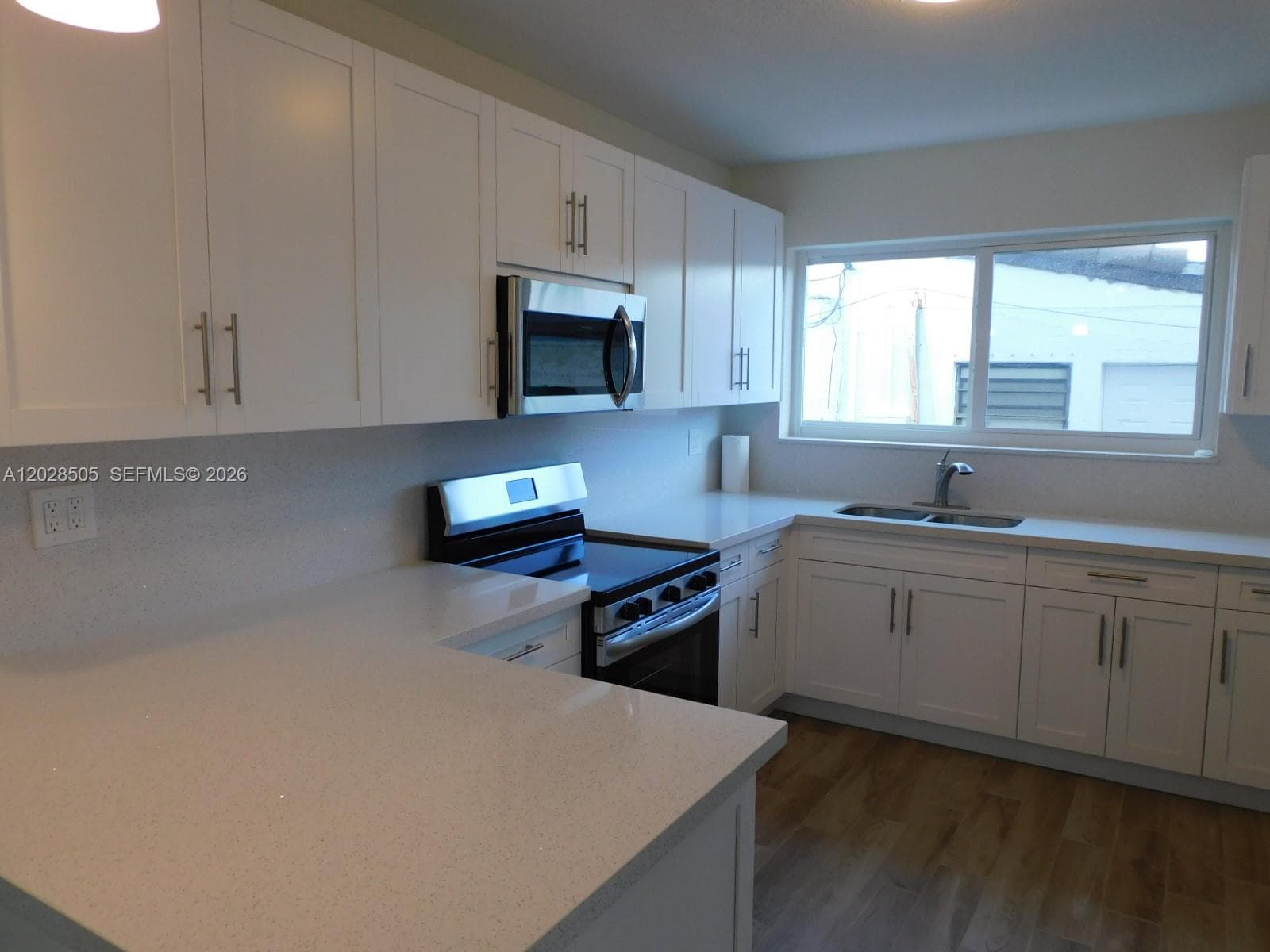3333 SW 89th Ave # 0, Miami FL 33165 — 17
