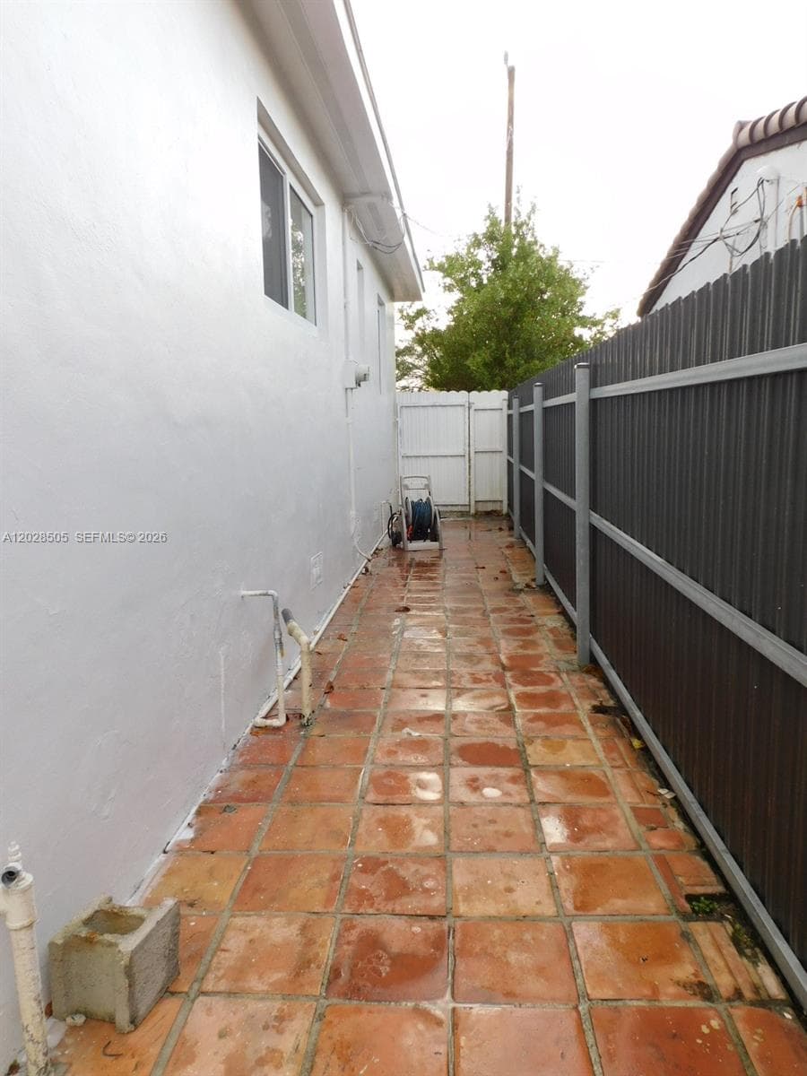 3333 SW 89th Ave # 0, Miami FL 33165 — 38