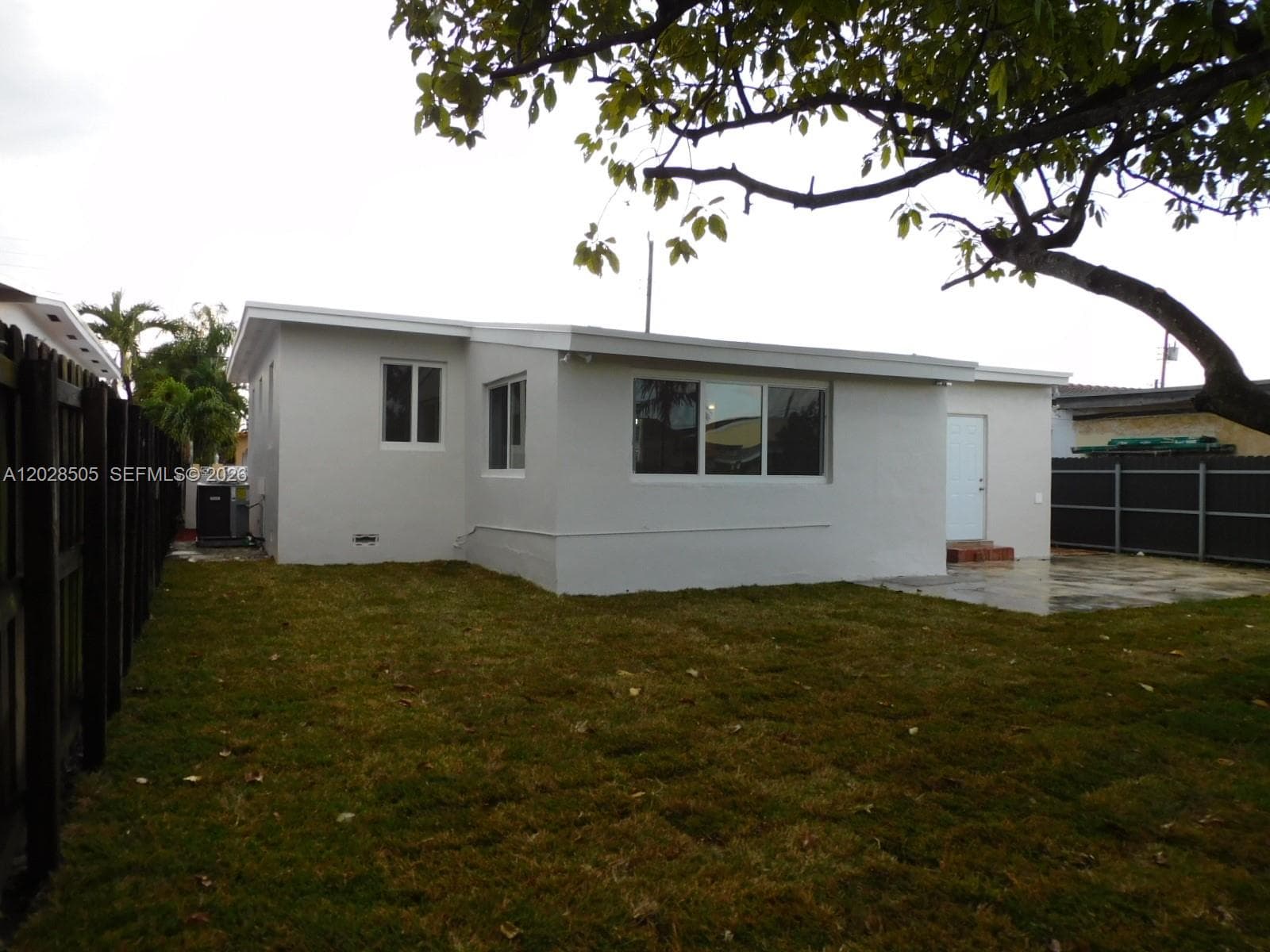 3333 SW 89th Ave # 0, Miami FL 33165 — 40