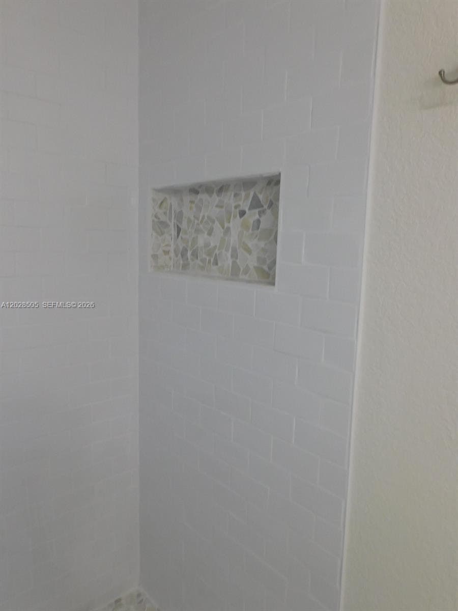 3333 SW 89th Ave # 0, Miami FL 33165 — 35