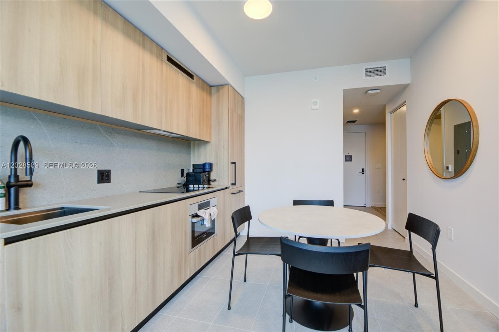 121 NE 5th St # 3102, Miami FL 33132 — 9