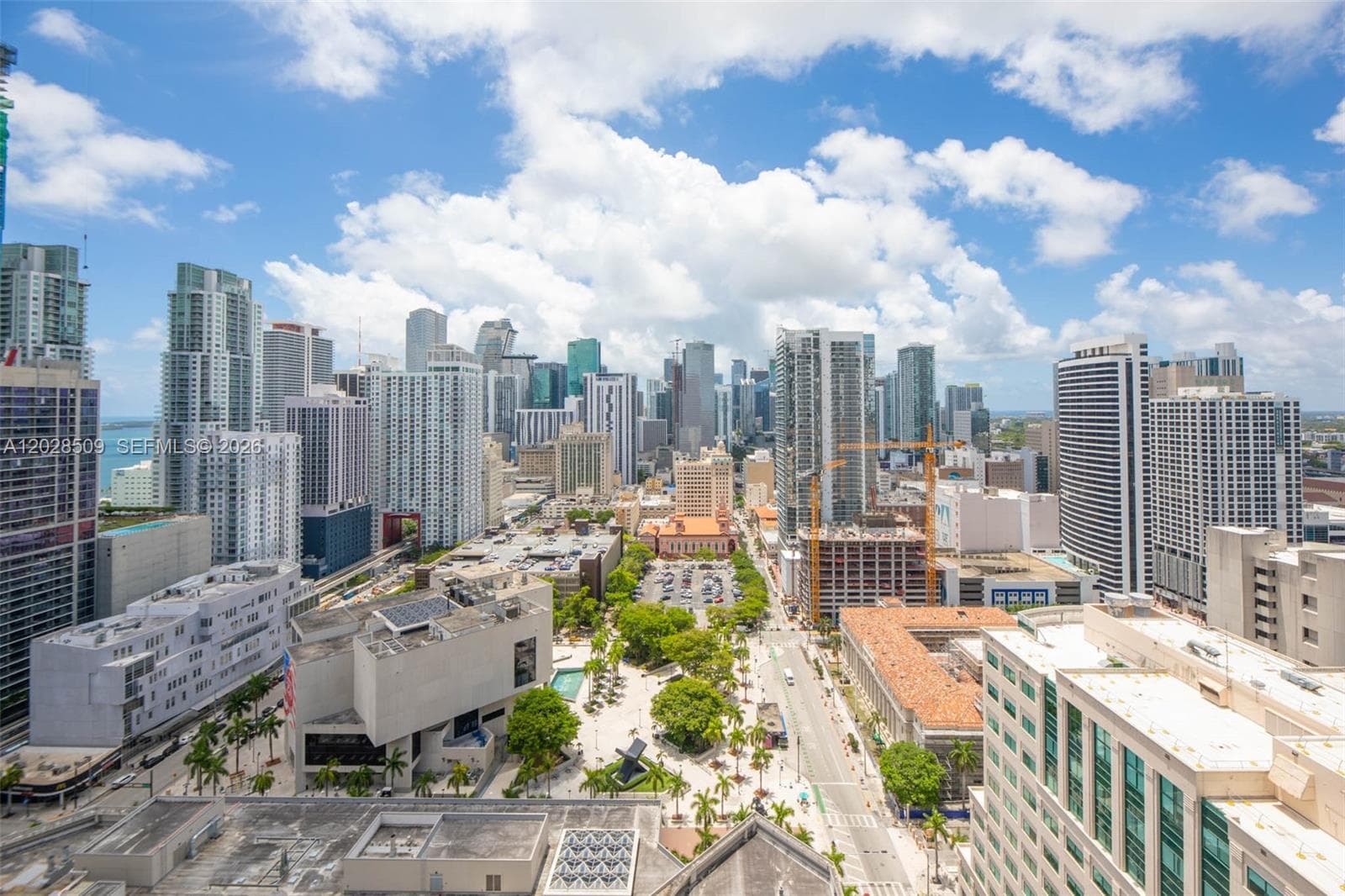 121 NE 5th St # 3102, Miami FL 33132 — 24