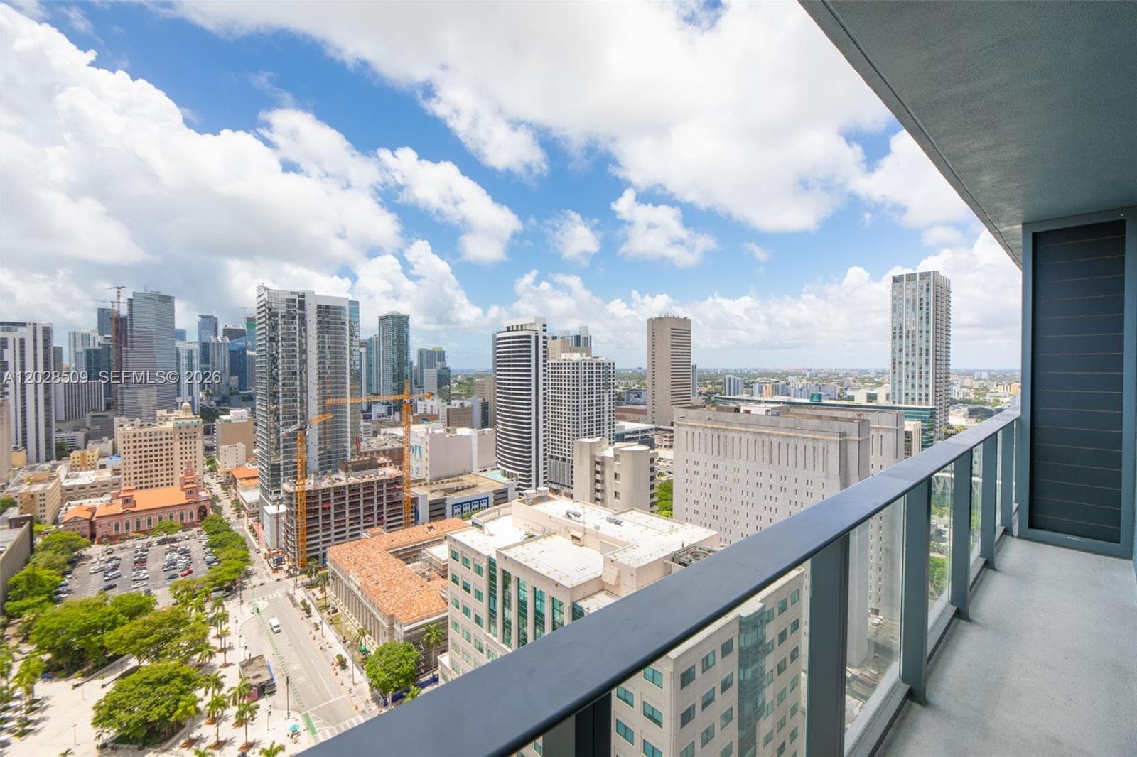 121 NE 5th St # 3102, Miami FL 33132 — 21