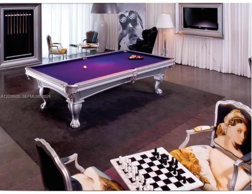 495 Brickell Ave # 4901, Miami FL 33131 — 24