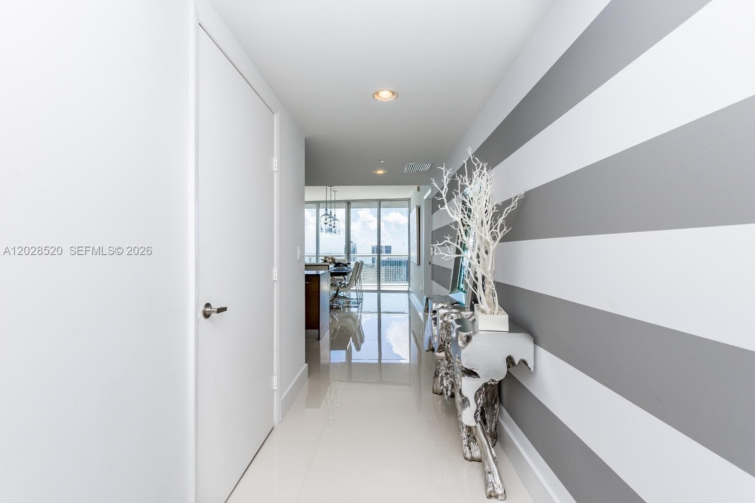495 Brickell Ave # 4901, Miami FL 33131 — 14