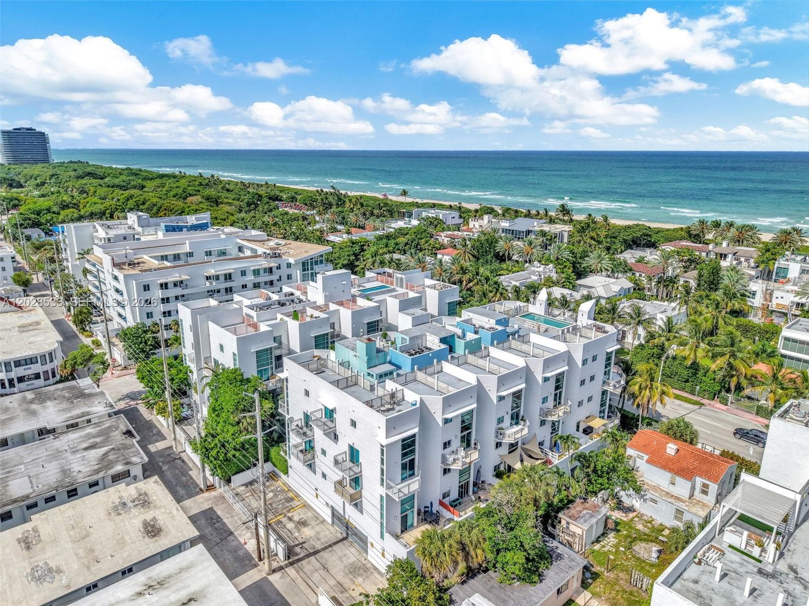 7728 Collins Ave # 5, Miami Beach FL 33141 — 42