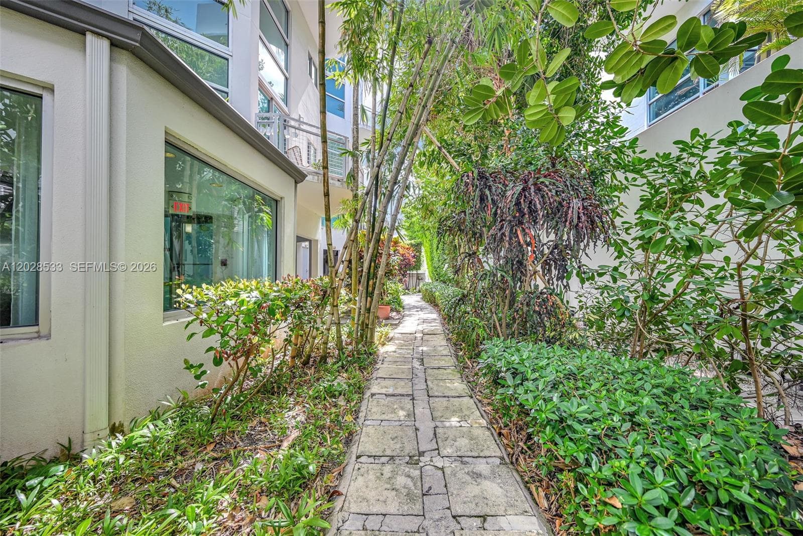 7728 Collins Ave # 5, Miami Beach FL 33141 — 46