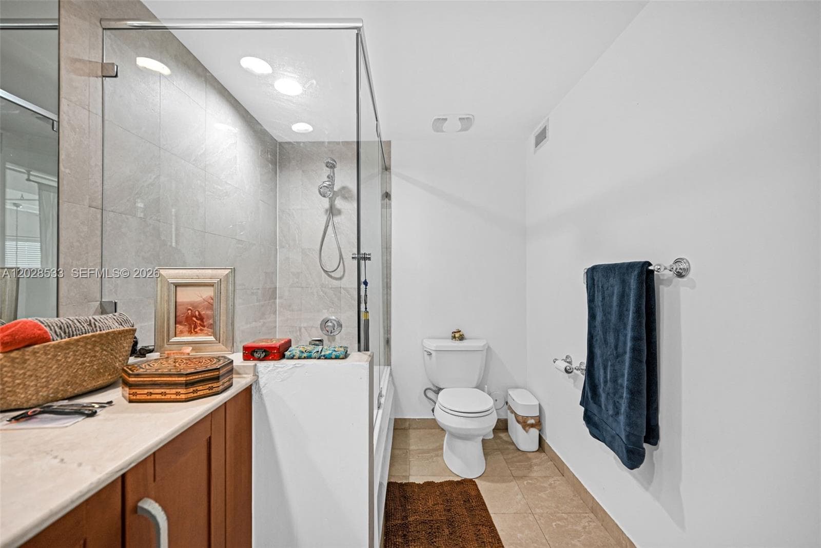 7728 Collins Ave # 5, Miami Beach FL 33141 — 26