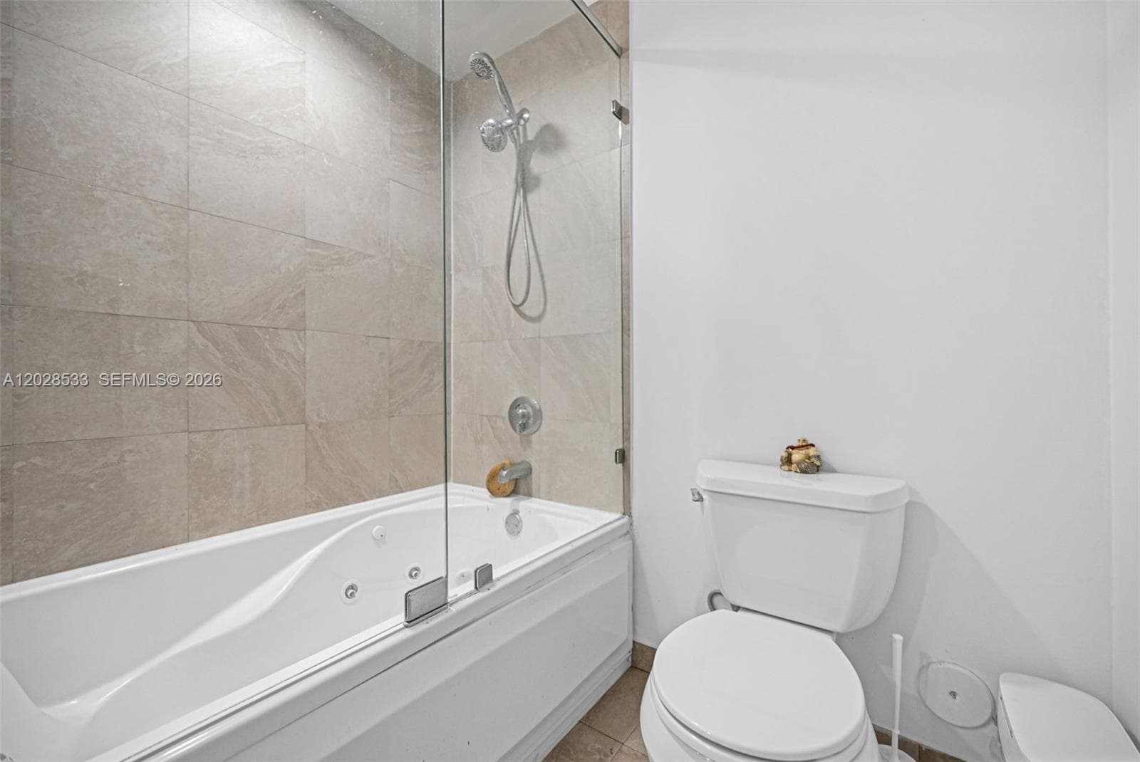 7728 Collins Ave # 5, Miami Beach FL 33141 — 19