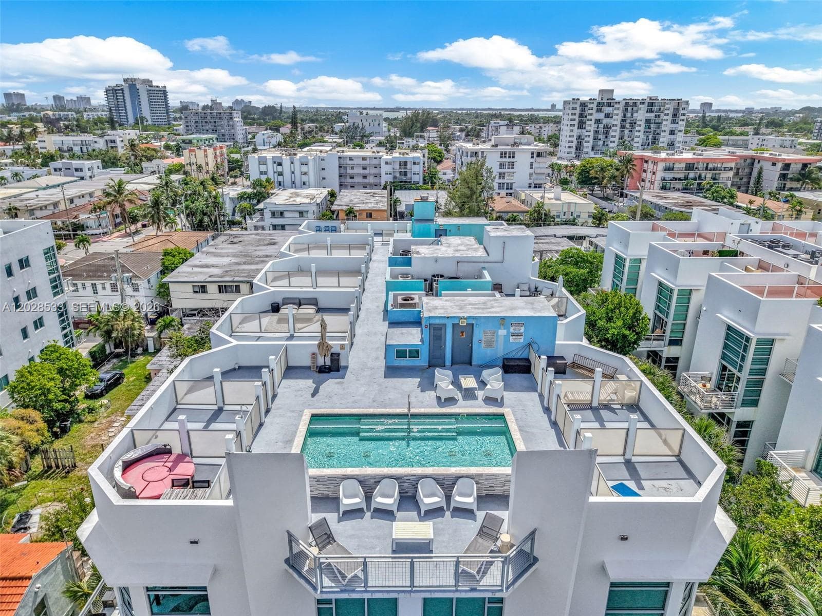 7728 Collins Ave # 5, Miami Beach FL 33141 — 44