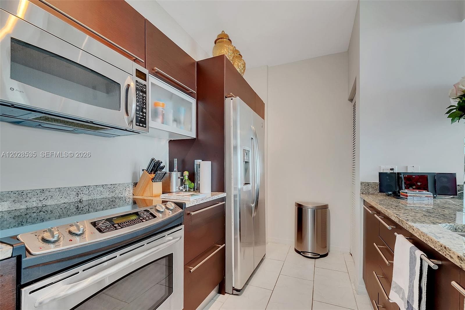 951 Brickell Ave # 2406, Miami FL 33131 — 5