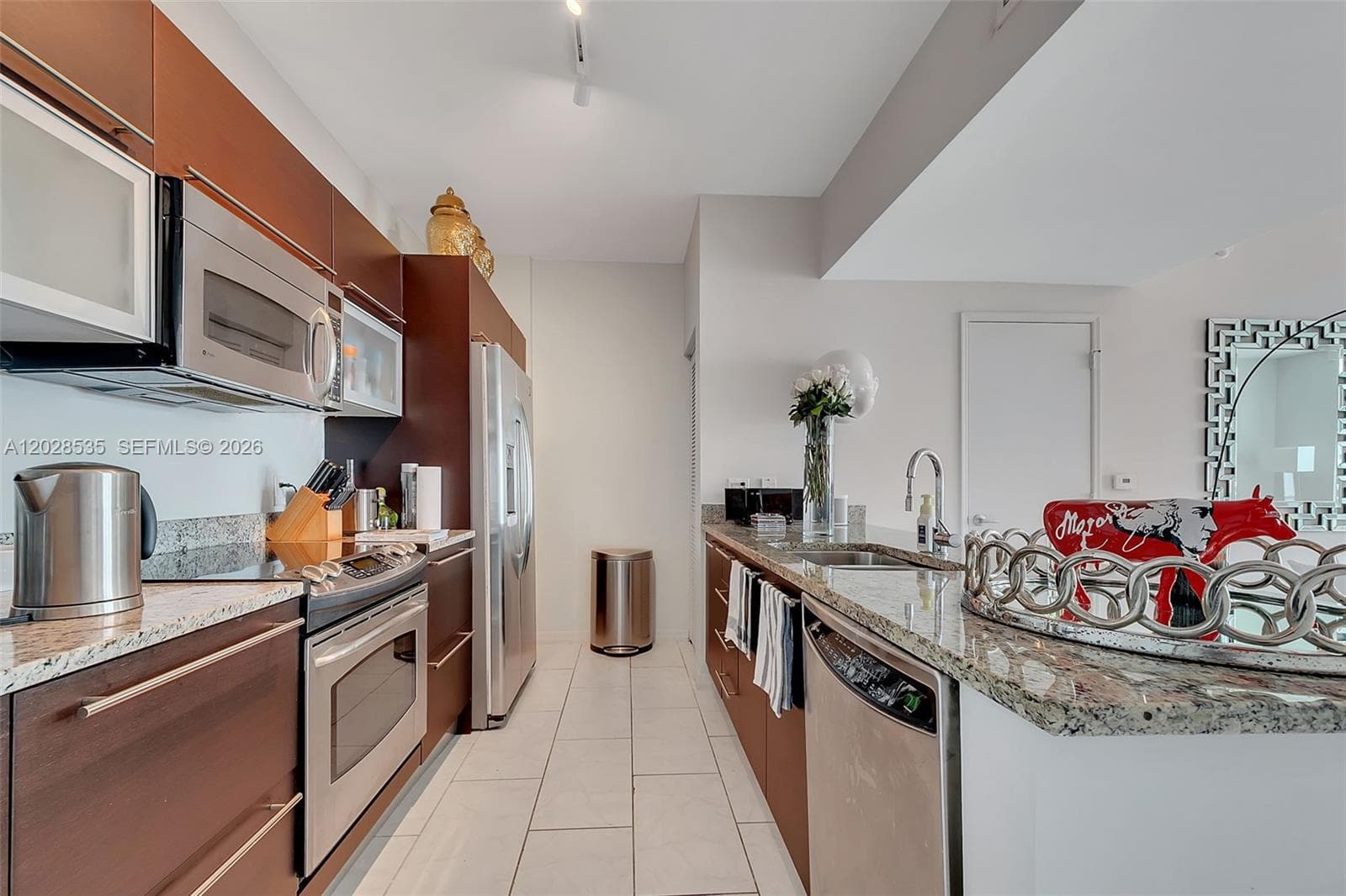 951 Brickell Ave # 2406, Miami FL 33131 — 4