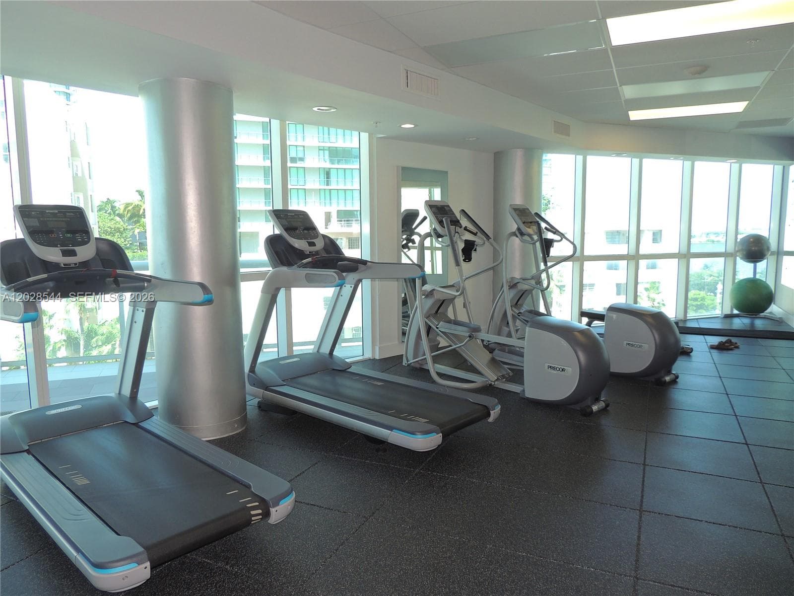 480 NE 30th St # 1105, Miami FL 33137 — 16