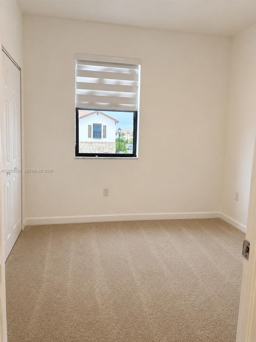 3368 W 105th Ter, Hialeah FL 33018 — 12