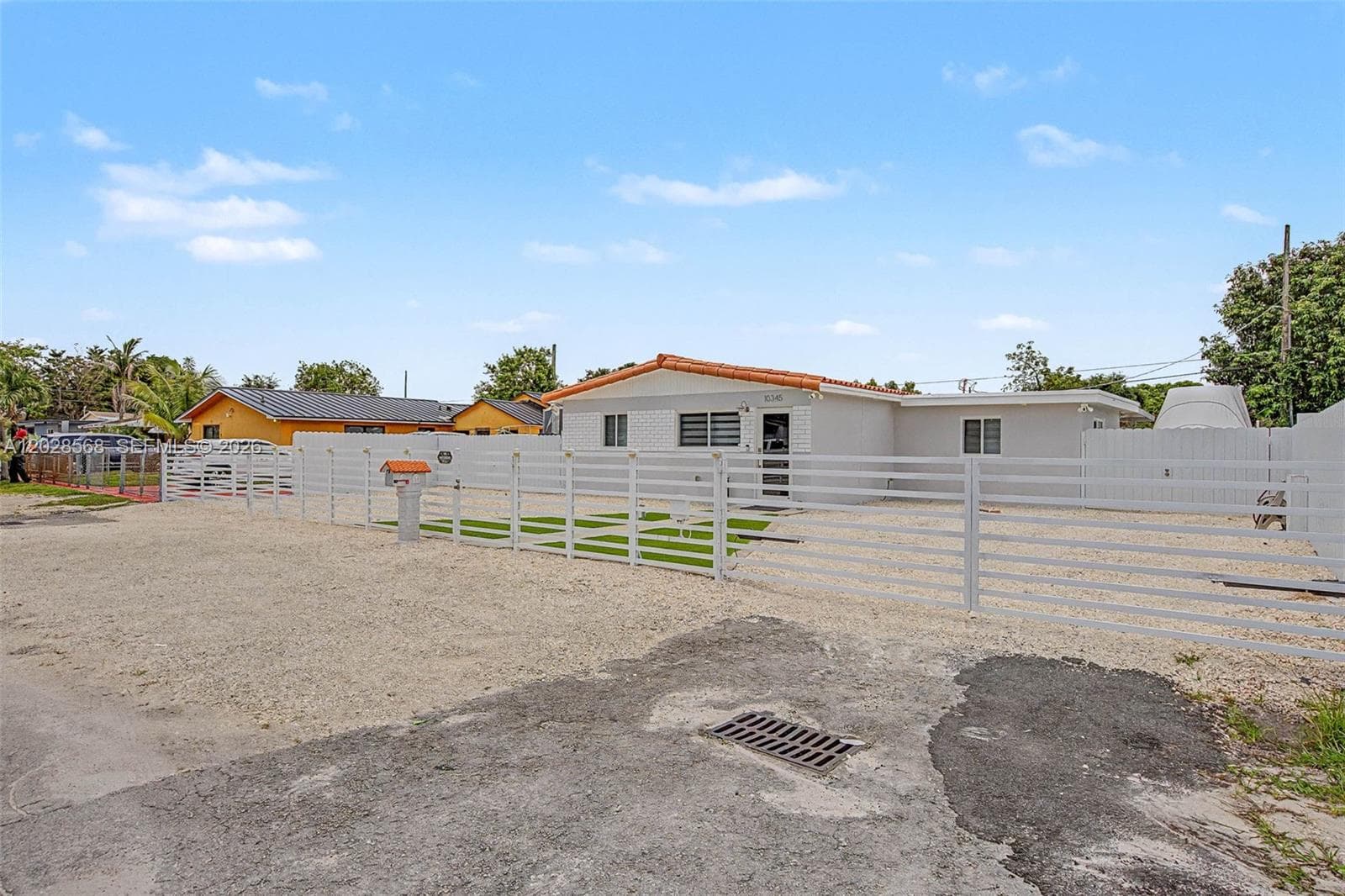 10345 NW 35th Ct, Miami FL 33147 — 47