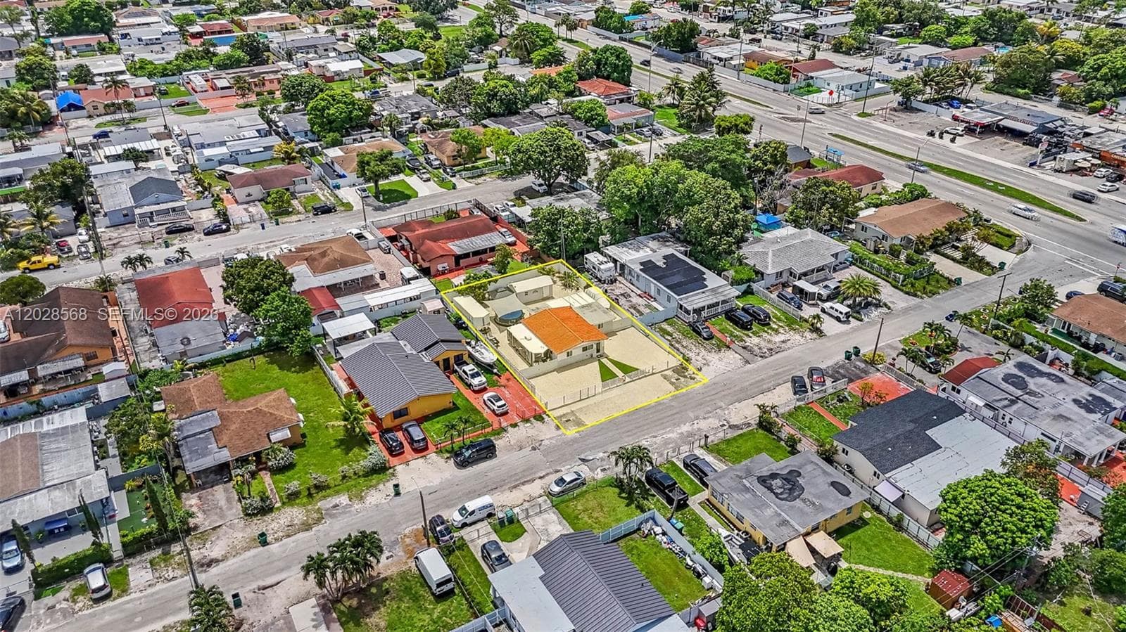 10345 NW 35th Ct, Miami FL 33147 — 57