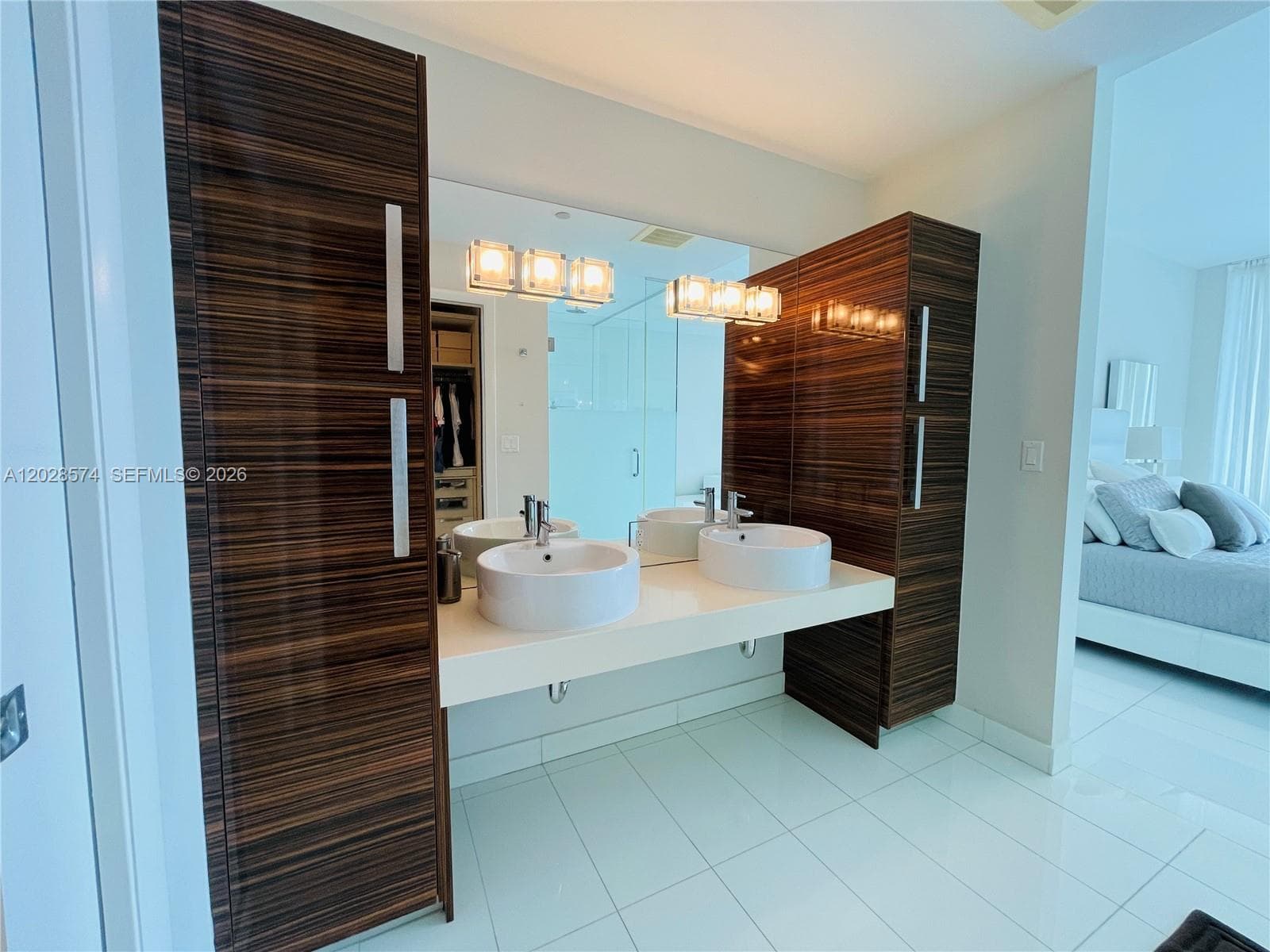 2020 N Bayshore Dr # 2008, Miami FL 33137 — 24