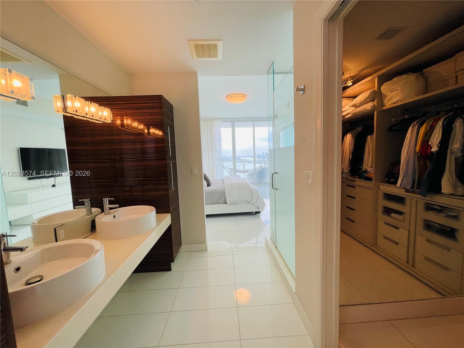 2020 N Bayshore Dr # 2008, Miami FL 33137 — 25