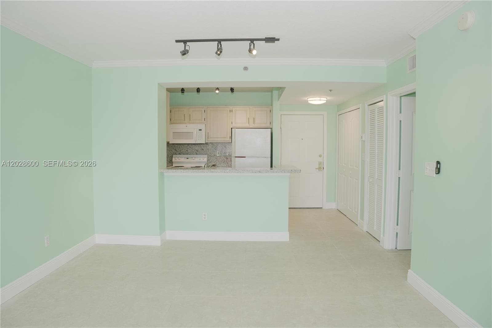 2665 SW 37th Ave # 405, Miami FL 33133 — 13