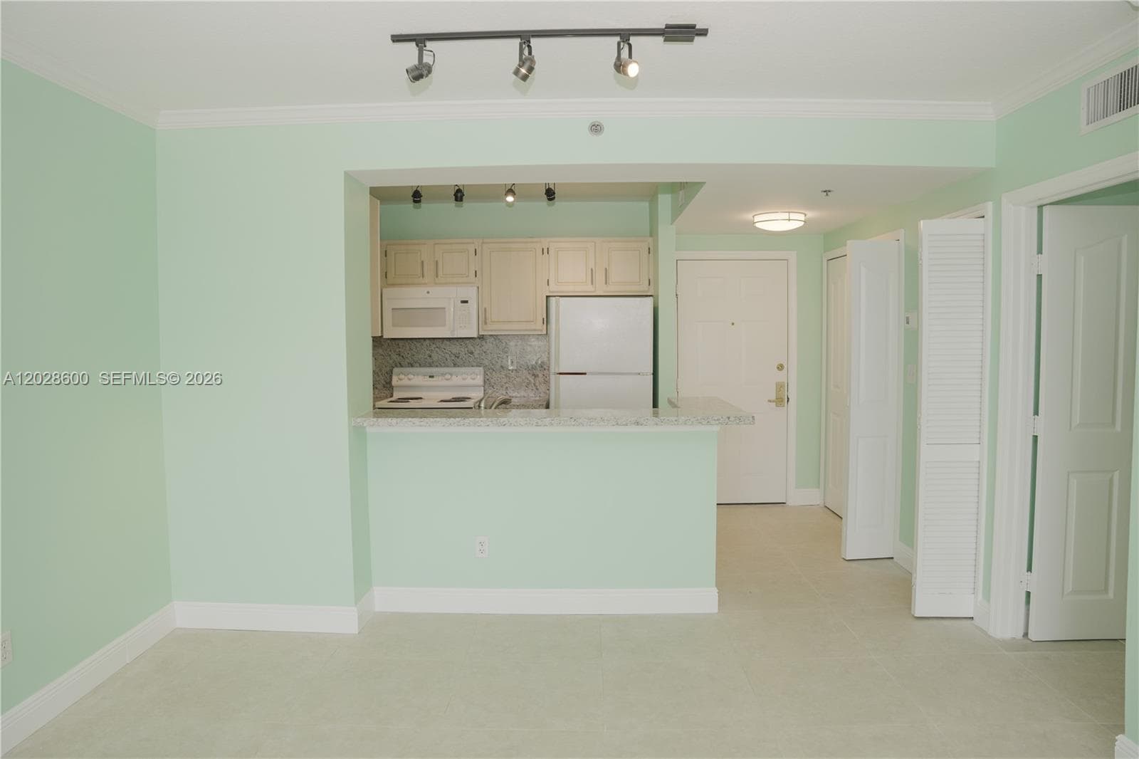 2665 SW 37th Ave # 405, Miami FL 33133 — 7