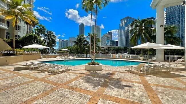801 Brickell Key Blvd # 906, Miami FL 33131 — 17