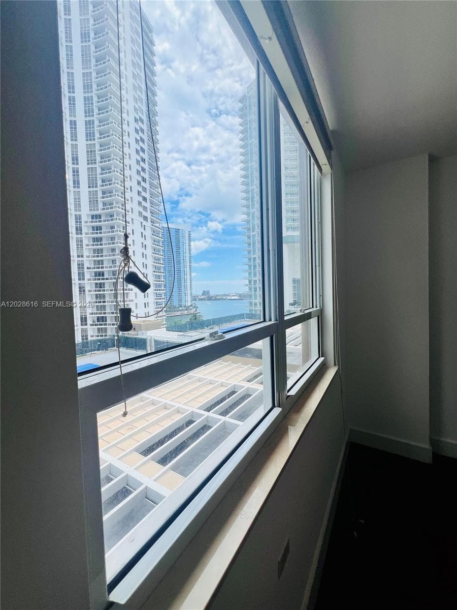 801 Brickell Key Blvd # 906, Miami FL 33131 — 12