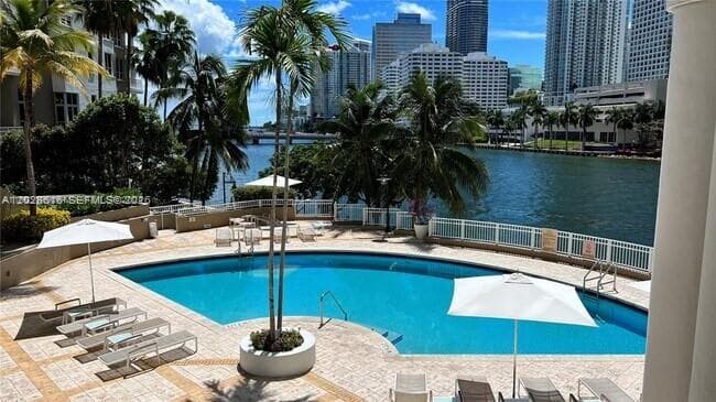 801 Brickell Key Blvd # 906, Miami FL 33131 — 26