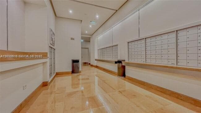 801 Brickell Key Blvd # 906, Miami FL 33131 — 24