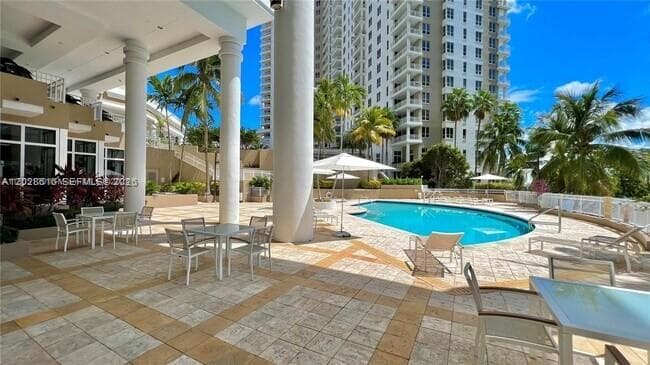 801 Brickell Key Blvd # 906, Miami FL 33131 — 18