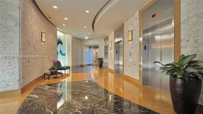 801 Brickell Key Blvd # 906, Miami FL 33131 — 25