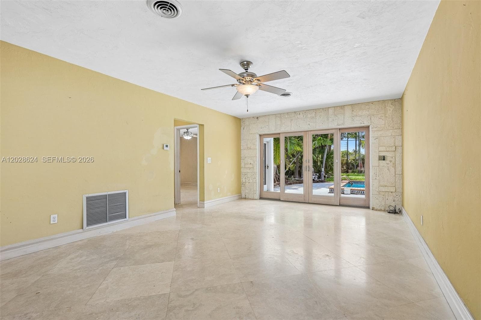14401 SW 98 ct, Miami FL 33176 — 27