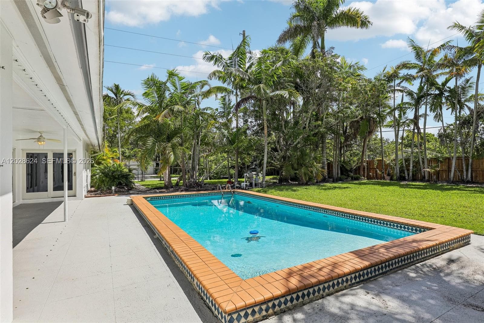 14401 SW 98 ct, Miami FL 33176 — 63