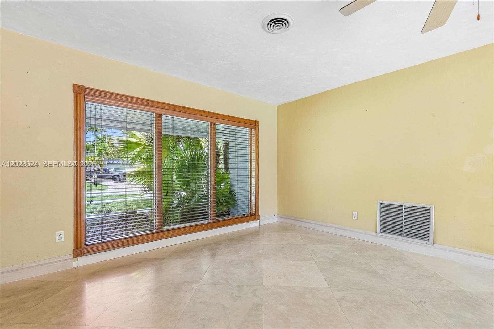 14401 SW 98 ct, Miami FL 33176 — 28