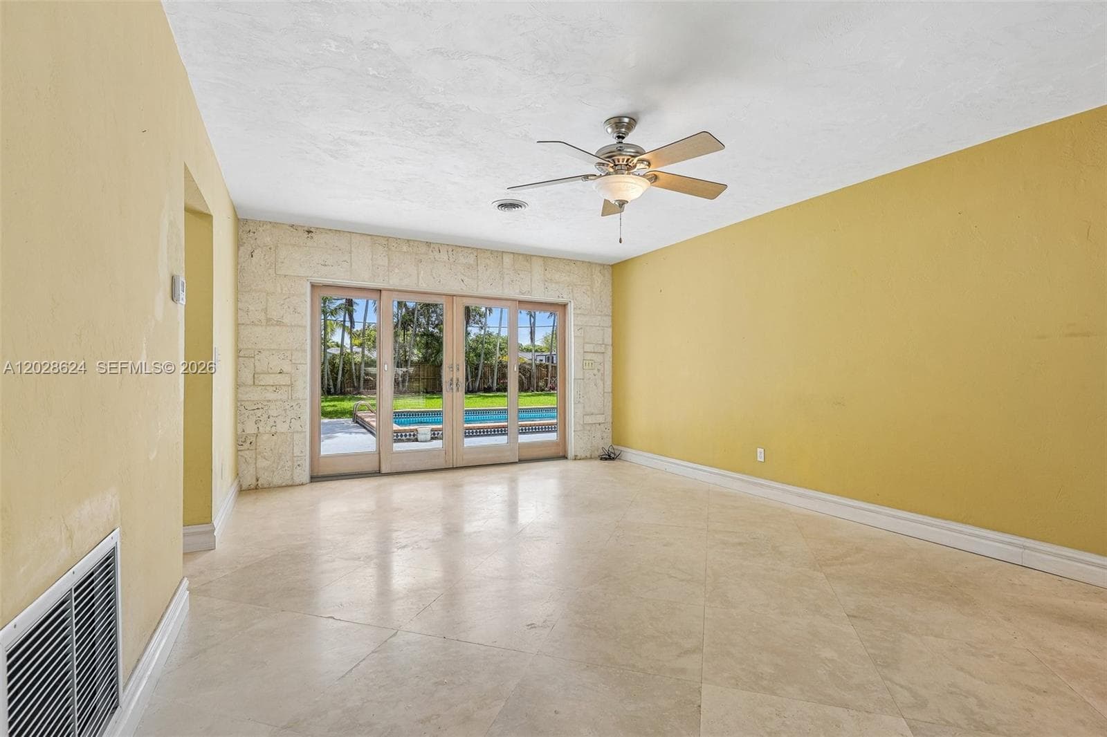 14401 SW 98 ct, Miami FL 33176 — 25