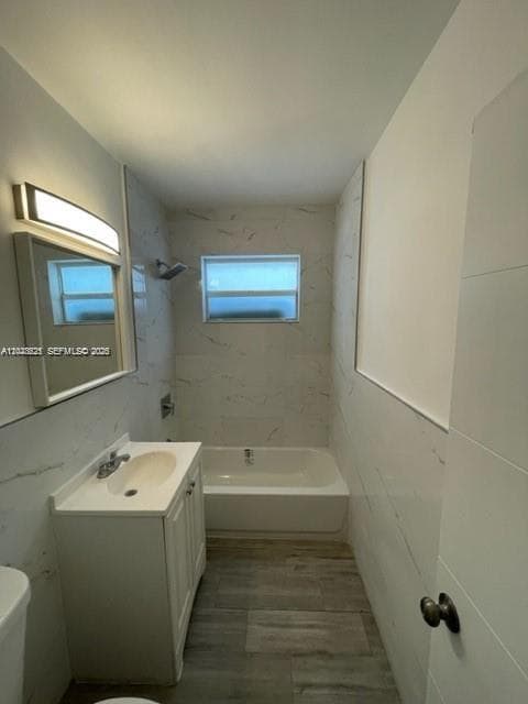 2048 NE 168th St # 3, North Miami Beach FL 33162 — 20