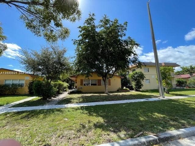 2048 NE 168th St # 3, North Miami Beach FL 33162 — 34