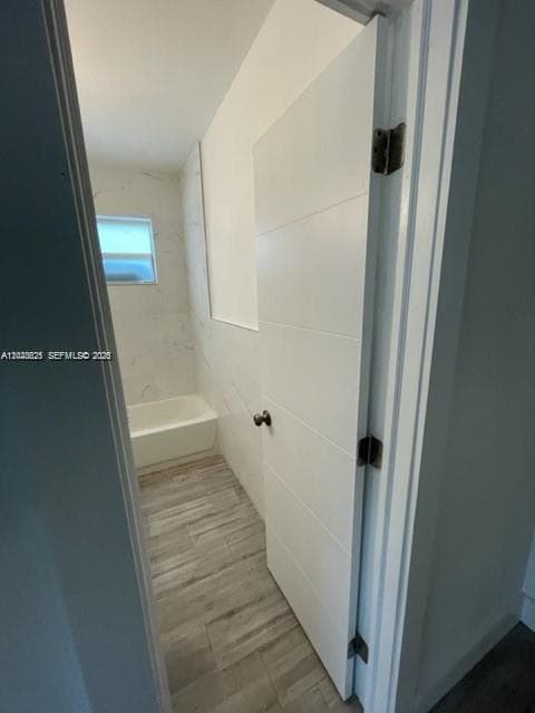 2048 NE 168th St # 3, North Miami Beach FL 33162 — 19
