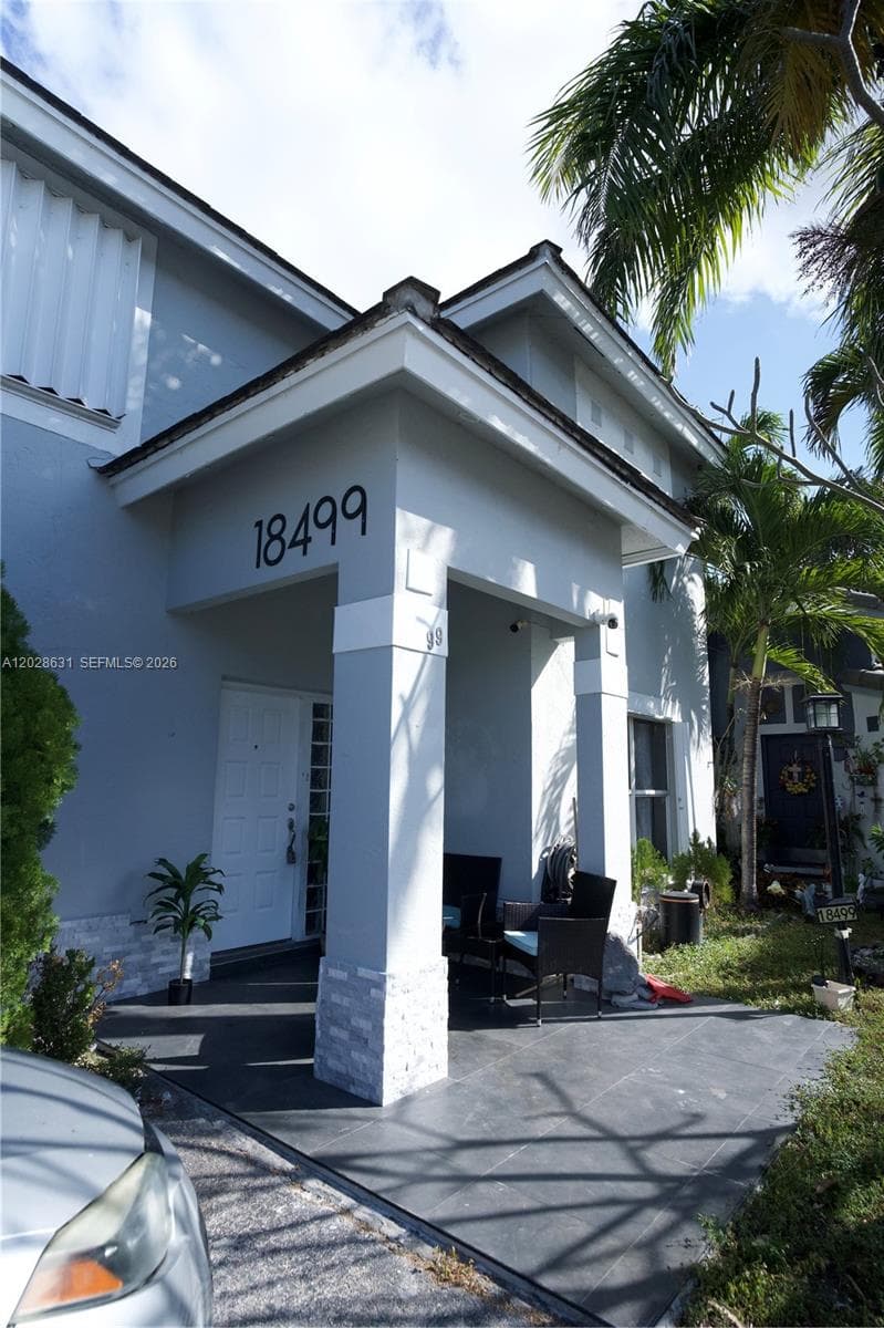 18499 NW 52nd Path, Miami Gardens FL 33055 — 2