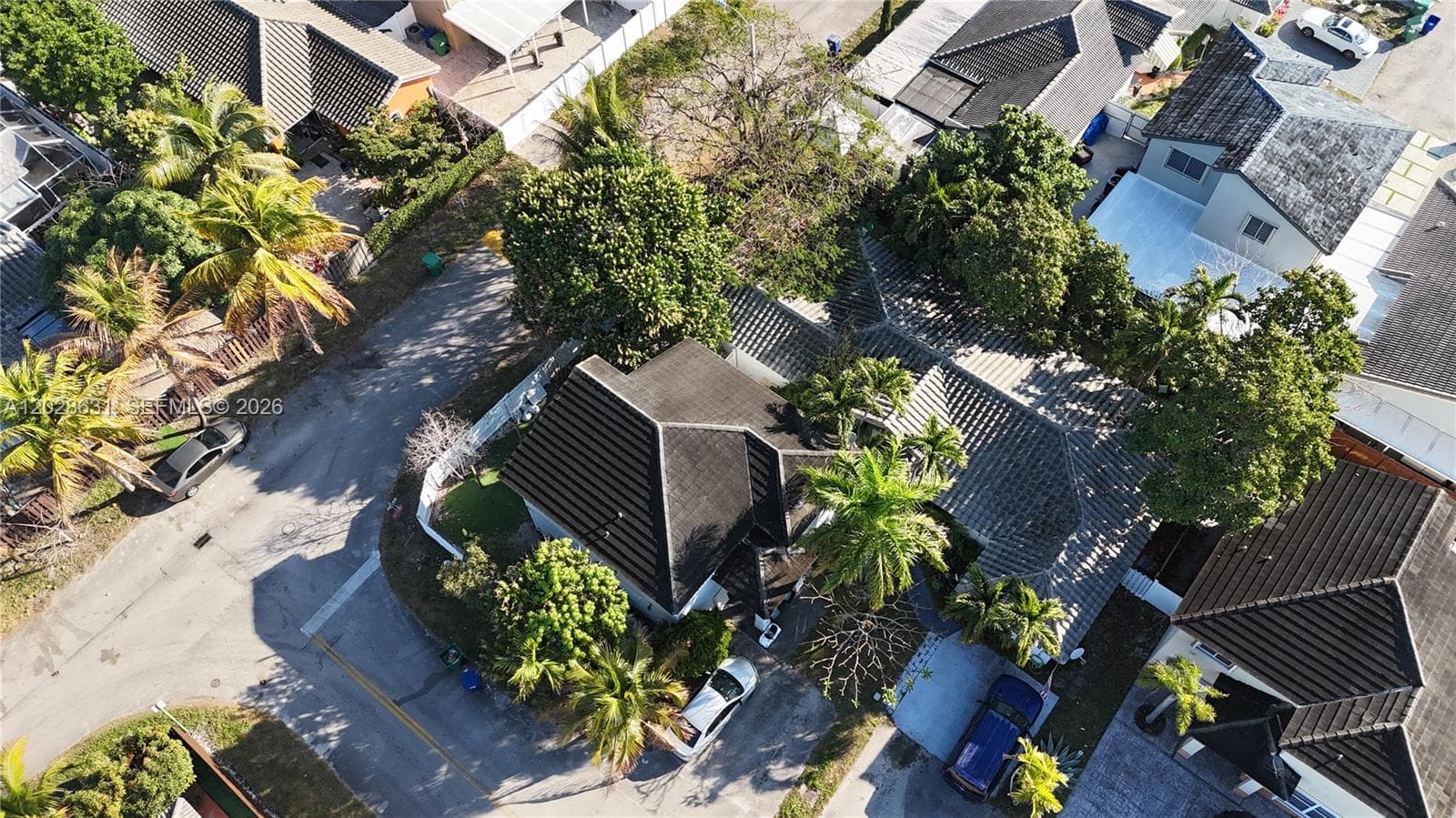 18499 NW 52nd Path, Miami Gardens FL 33055 — 25