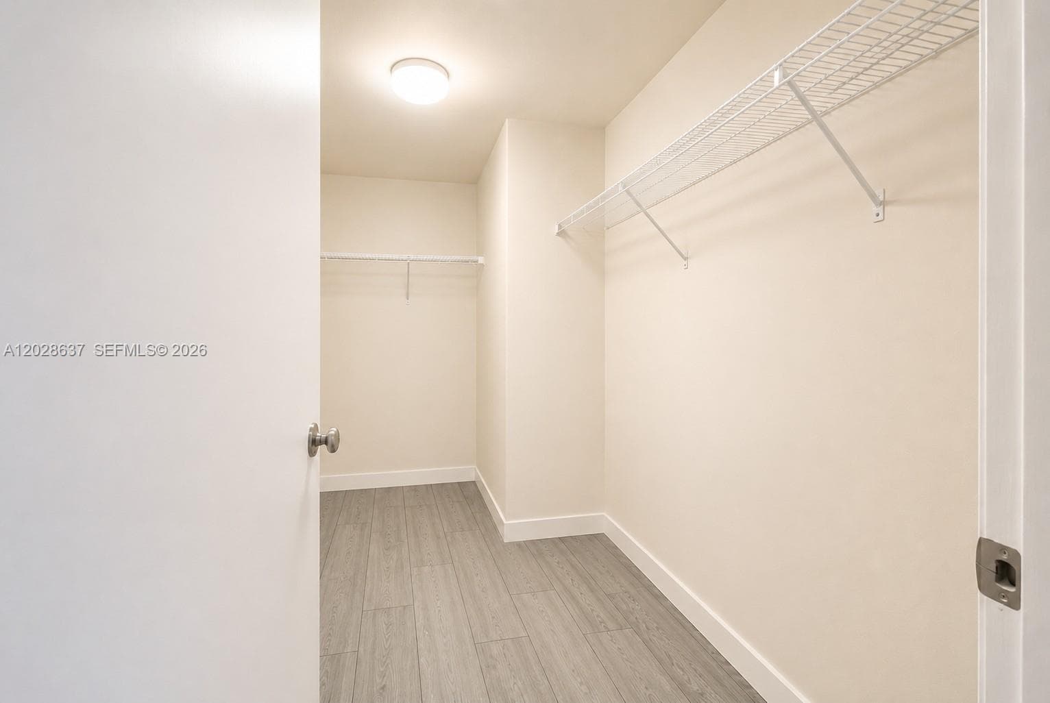 999 SW 1st Ave # 2112, Miami FL 33130 — 17
