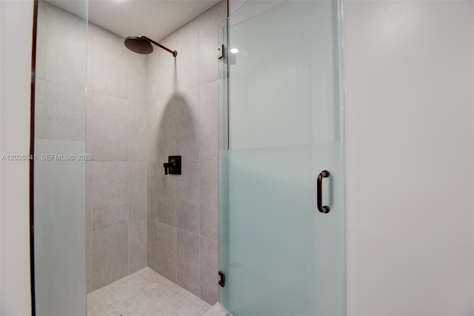 121 NE 5th St # 3103, Miami FL 33132 — 23