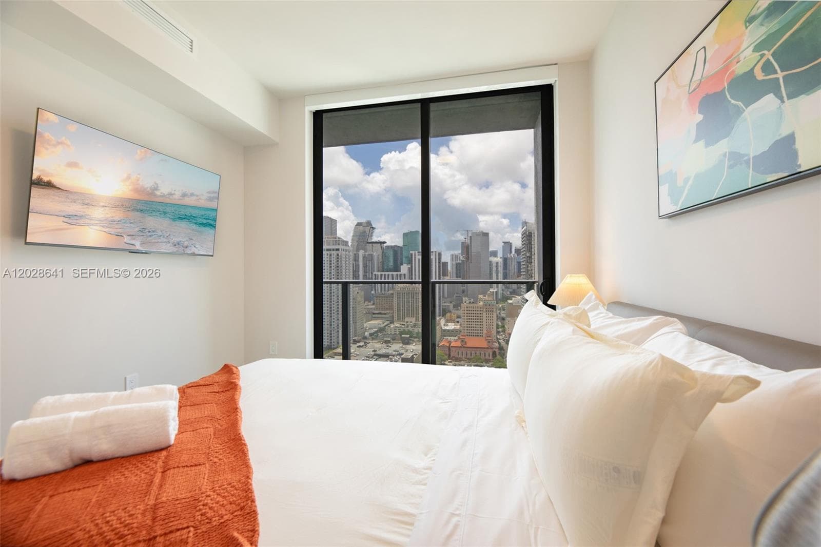121 NE 5th St # 3103, Miami FL 33132 — 13