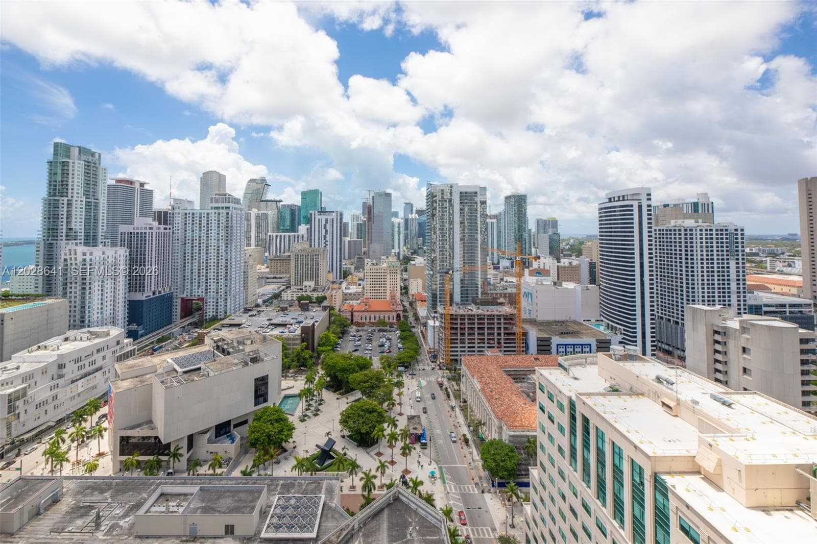 121 NE 5th St # 3103, Miami FL 33132 — 17